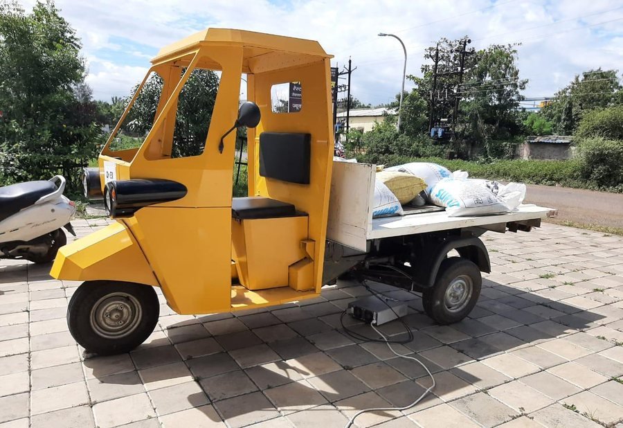 Pilot vehicle in the yard.